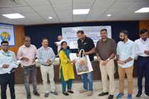 Plants: image 3 0f 4 thumb