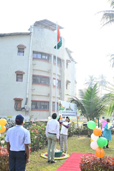 Plants: image 3 0f 4 thumb