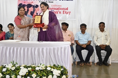 Plants: image 3 0f 4 thumb